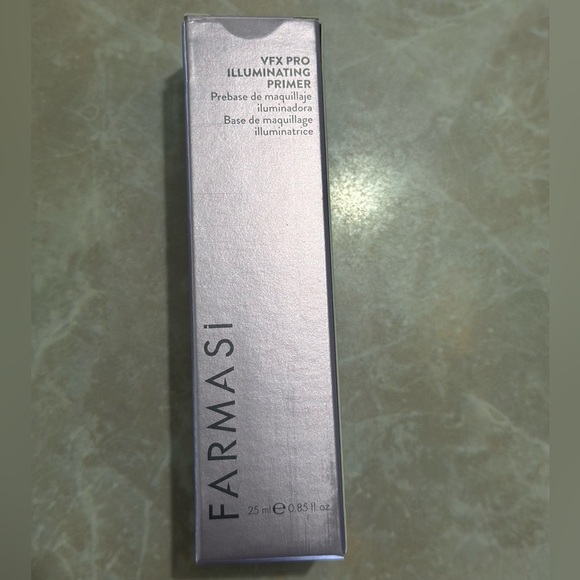 Farmasi Illuminating Primer in Shimmering Pink - Picture 1 of 6